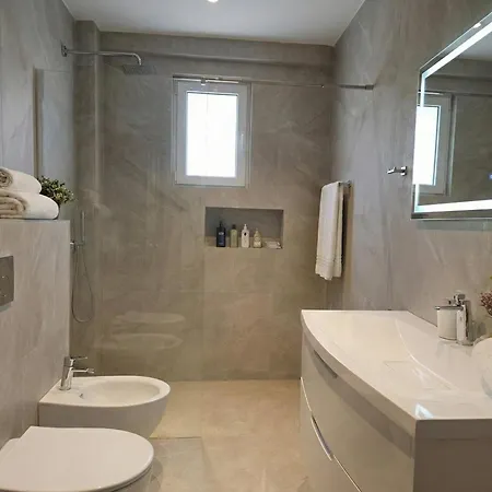 Patricia Center Hotel