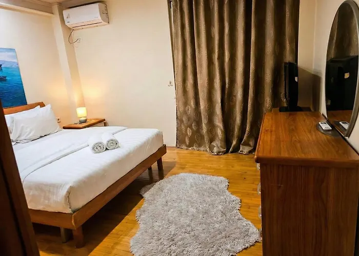 Patricia Center Hotel *